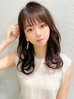 ラルユー 金山(LallYou)&nbsp;後れ毛が可愛い顔周りレイヤー/ナチュラルアッシュ/顔周り