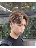 センターパート/外国人風ハイライト/メンズ/ハイライト/ブリーチ