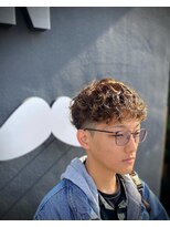 バーバーファースト(BARBER FIRST)&nbsp;スペインカール風パーマ