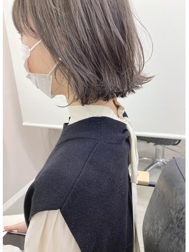 ガーランドウメダ(Garland umeda) アディクシーカラー_スモキーアッシュ_0005093