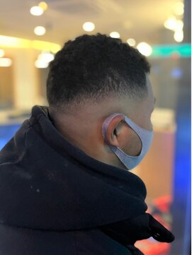 グリーディーフォックス 代々木(Greedy FOX) かき上げヘア/サイドパート/韓国マッシュ/フェードカット/代々木