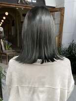 ティメレ 神戸三宮(Timere)&nbsp;切りっぱなしロブ×くすみオリーブ【Timere神戸三宮】