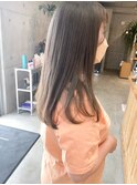 ミルクティーベージュ
