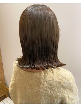 トリート 市川店(TREAT) オリーブベージュ×切りっぱなしボブ_市川