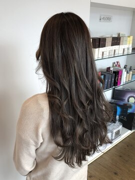 コワファースト 別府 チャコールグレー×ハイライトカラー