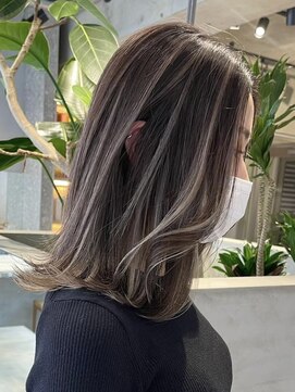 サンクプロジェクト(cinq PROJECT) ハイライトダブルカラーケアブリーチレイヤーカットショートヘア