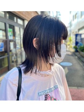 ロディーナ 大口 新子安(rodina) ミディアムウルフ フロントレイヤー ウルフカット