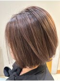 大人ハイライトグレージュショート