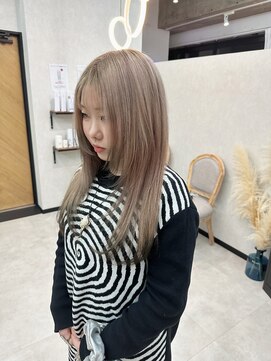 スイ(sui) レイヤーカット裾カラーグレー