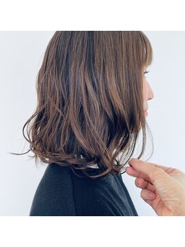 マメ(mame) ゆるっと、くすみベージュ