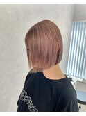 ピンクベージュ×切りっぱなしボブ