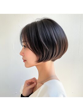 ユキオ オブ ヘアー(YUKIO of Hair) くびレイヤーエモージュピンクベージュマチルダボブミディ前髪