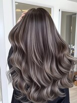 クリーピー(CREAPY)&nbsp;筋感のあるハイライト