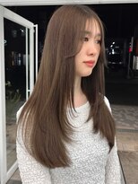 ニトバイアンキシム(nit by ahnkism)&nbsp;レイヤーカット顔まわりストレートウルフレイヤー堀江