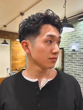 サンディーズバーバーショップ(Sandees) 2wayニュアンスカールショート