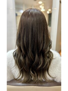 ムーア(MUA) ☆イルミナカラー