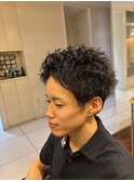短髪ツイストスパイラルパーマスパイキーショートパーマメンズ