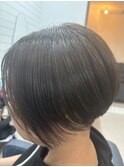 白髪ぼかし　大人ショート