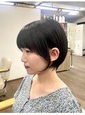 横顔シルエットが可愛い　丸みショート　ruen 熊本　田口紗羅