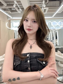 グロー オオミヤ アネックス 大宮(GLROW OMIYA ANNEX) レイヤーカット ブリーチなしダブルカラー 髪質改善