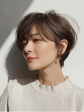 ハーツ(Heart's) ミセスショート×白髪ぼかしカラー３０代４０代５０代６０代