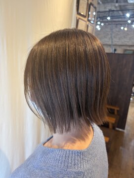 ココカラヘアー ニコ(cococara hair nico) 切りっぱボブ/オリーブカラー/透明感カラー/髪質改善シロップ