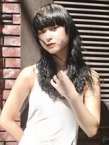 ココ 原宿(KOKO)&nbsp;顔周りレイヤーカットイメチェンアンブレラカラーパーマ黒髪