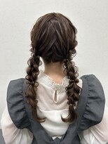 フォルテ ティアラ 横浜店(FORTE TIARA) ツイン編みおろし/ツインテール/顔周りカット/ツインテール/横浜