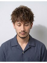 ジェットブラックキューサンロク(JET BLACK 936)&nbsp;緩めソフトツイストスパイラルパーマ×カラー