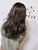 ヘアーアンドスパソシット(HAIR&SPA SOCIT) モテ巻きロング×プラチナアッシュ