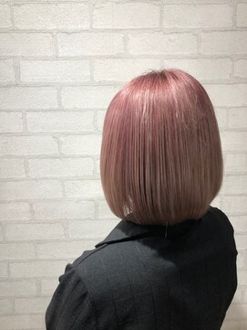 ビス ヘア アンド ビューティー 西新井店(Vis Hair&Beauty) ハイトーン/派手髪/ピンク/ケアブリーチ/艶カラー/切りっぱなし