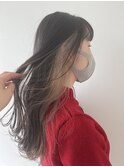 インナー×ホワイトベージュ