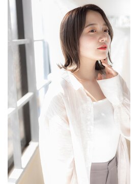 ハイル(Heil) 【Heil】 耳かけショート/２０代３０代/くびれショート/透明感