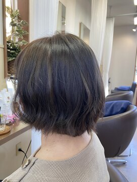 コアフィールフィス(COIFFURE fils) 新規お得クーポンあり【見附　今町】M3D外ハネスタイル