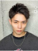 無造作の束感をアップバンクで爽やかに