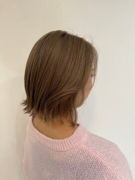 モーラ 鳳店(MOLLA) 外はね　ミディアム　顔周りレイヤー