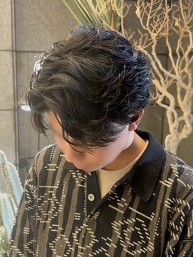 ゼスト フィーノ(ZEST fino) ニュアンスパーマスペインカールフェザーパーマメンズパーマ