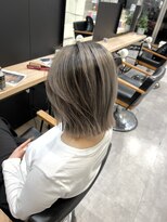 ジーニー 横浜(giinii)&nbsp;シャドールーツ_ハイトーンカラー