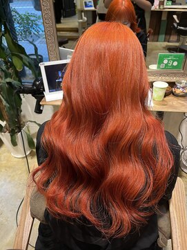 セブンベルベット(7 Velvet) ビビットオレンジ【円口睦】