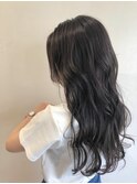 大人シアーベージュミニウルフボブミディアムレイヤー