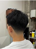 スパイキーショートブルーブラックフェザーパーマサーフカール