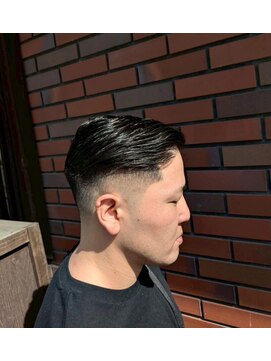 ラフカッターズZ 町田店 フェードカット【町田/理容室/床屋/顔剃り/シェービング】