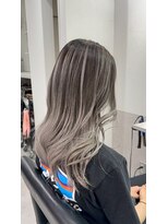 シエラ 南船場(CIERA.)&nbsp;ハンサムショートレイヤーカットセミロングハイライト