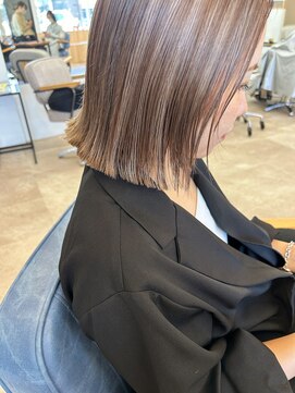 ヌール(Nuru) ハイライト×ボブ