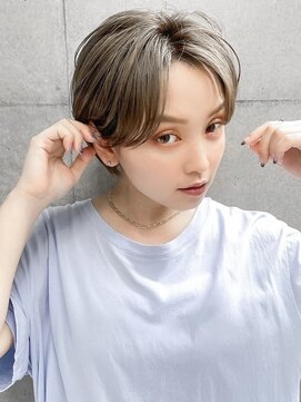 ギークス(GEEKS) 【GEEKS渋谷】オリーブグレージュ/小顔/レイヤーショート/冬ヘア