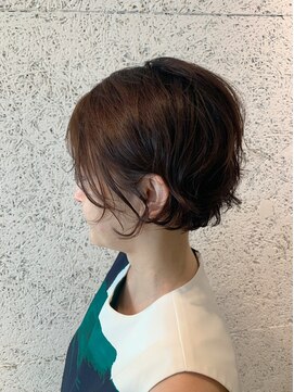 DAMANI 表参道 髪質改善/ヘッドスパ/ハイライト/白髪染め/白髪ぼかし/縮毛矯正 似合わせカット/ミディアムレイヤーカット[表参道駅]