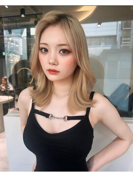 ロンドルピナス 小倉(Lond Lupinus) ミディアムレイヤーカット/似合わせカット/大人ガーリー/20代