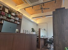 ソウ(sou)の雰囲気(店内入口)
