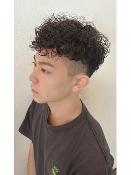 レオンプラス 具志川店(LEON plus+) スペインカール