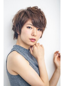 メルクマール(MERKMAL) クラシカルなコンパクトショート